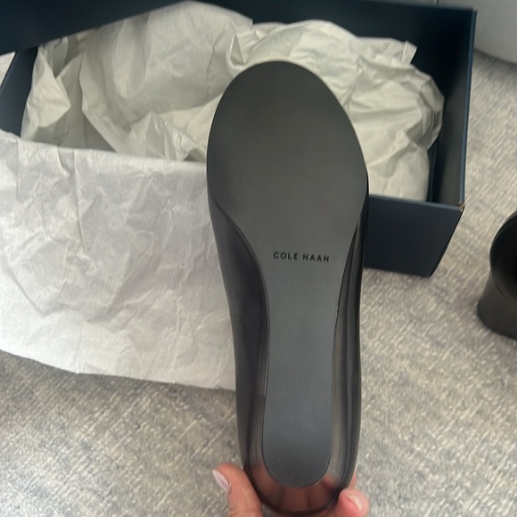 Cole Haan NIB never worn ballet wedge shoe black size 7 - Picture 7 of 9
